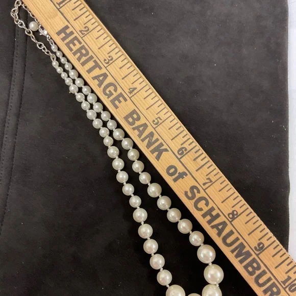 String of pearls - Picture 3 of 3